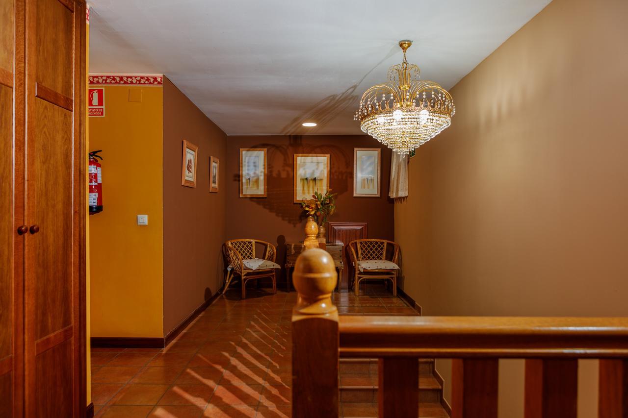 Hotel Rincon De Anton Abanillas Екстериор снимка