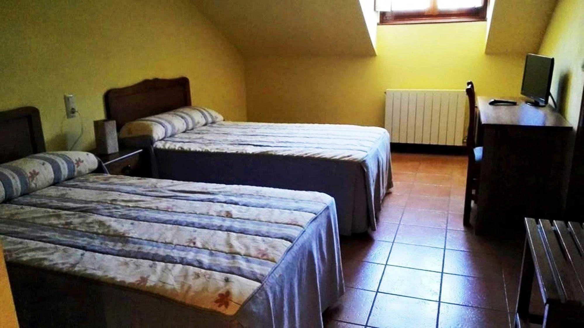 Hotel Rincon De Anton Abanillas Екстериор снимка